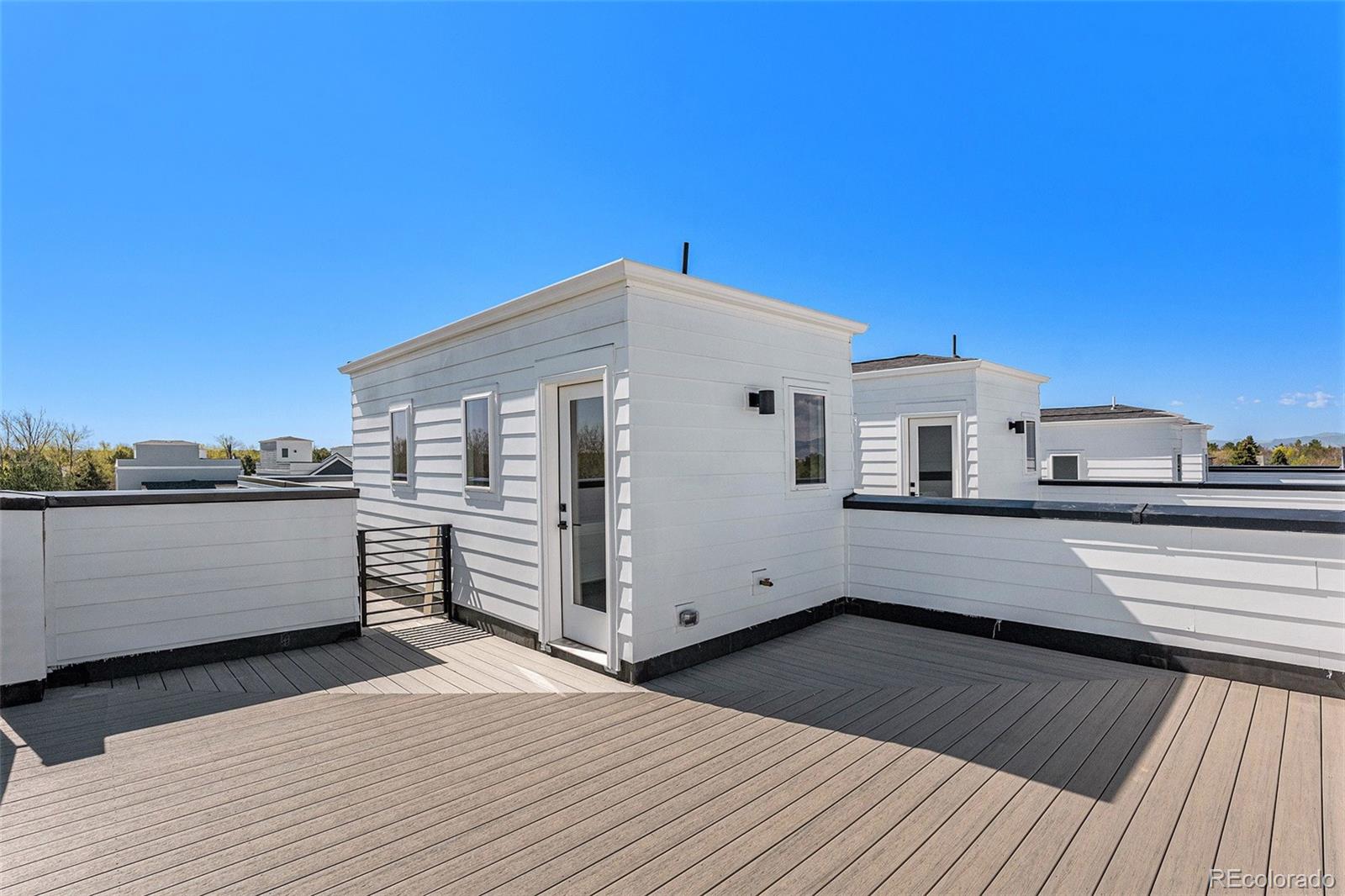 888 S Valentia Street 101
