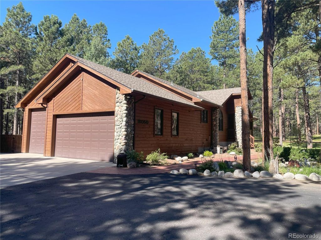 Photo of 18050 Archers Drive, Monument, CO 80132 (MLS # 8706253)