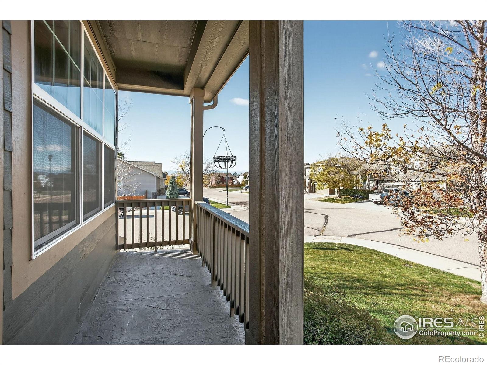 2724 White Wing Road