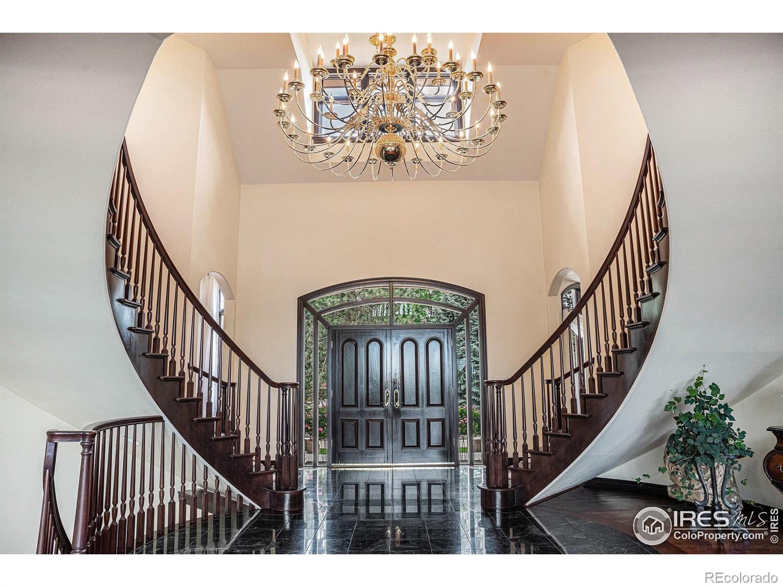8337 Greenwood Drive