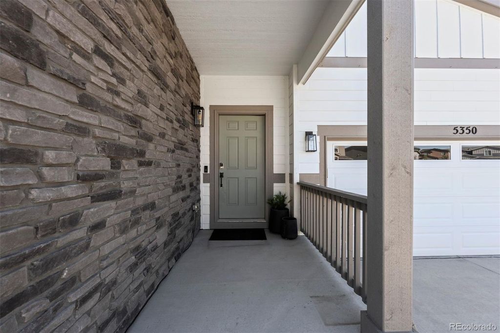 Photo of 5350 Trails Edge Lane, Castle Rock, CO 80104 (MLS # 9878817)