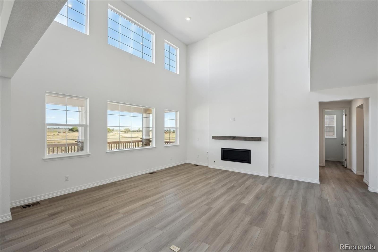 1220 Kitchel Lake Parkway