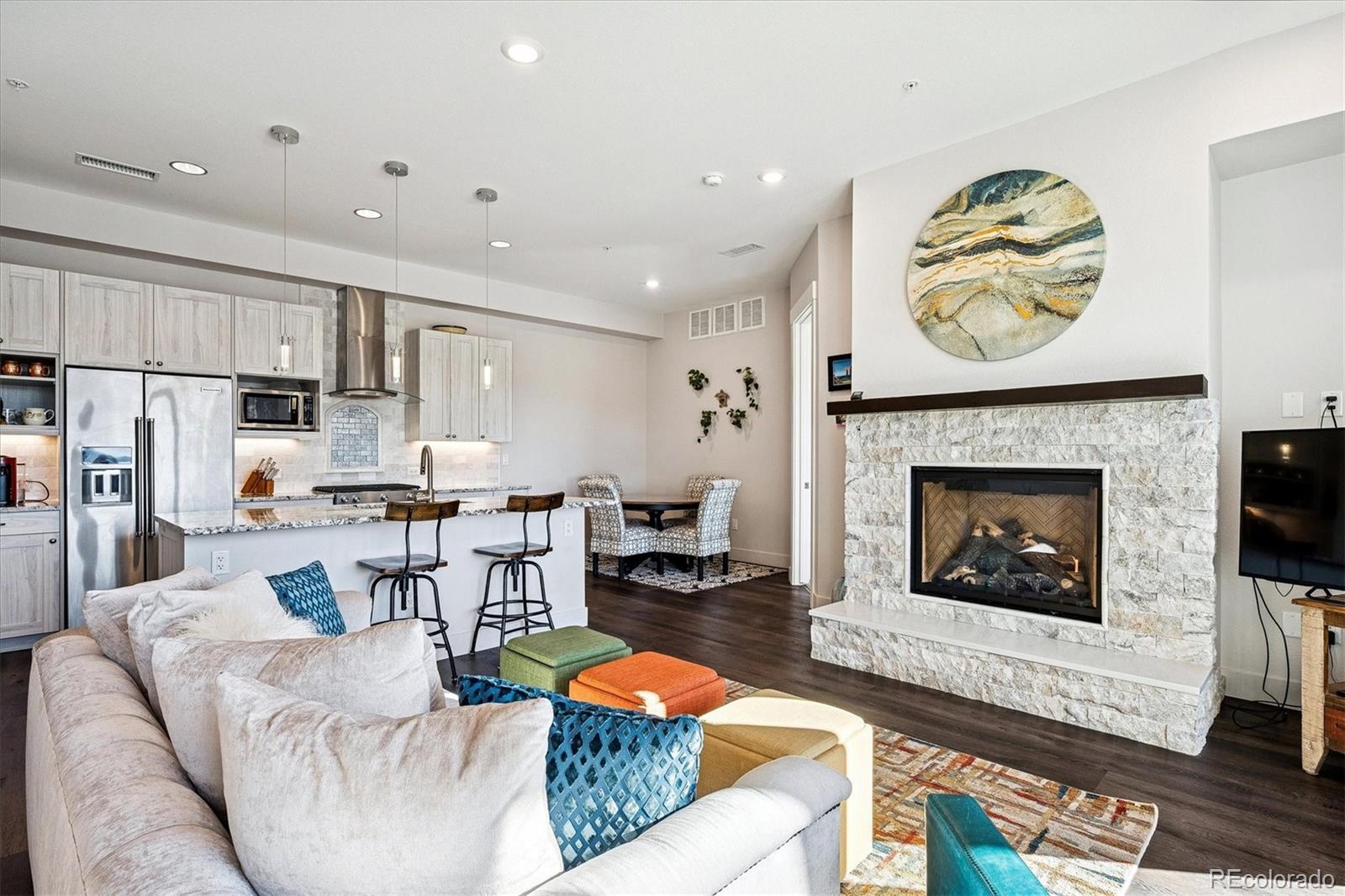 4885 S Monaco Street 207