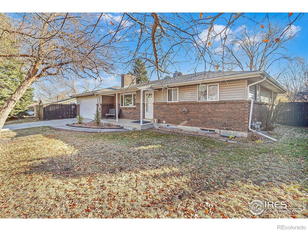 Photo of 8240 W Evans Place, Lakewood, CO 80227 (MLS # IR1049344)