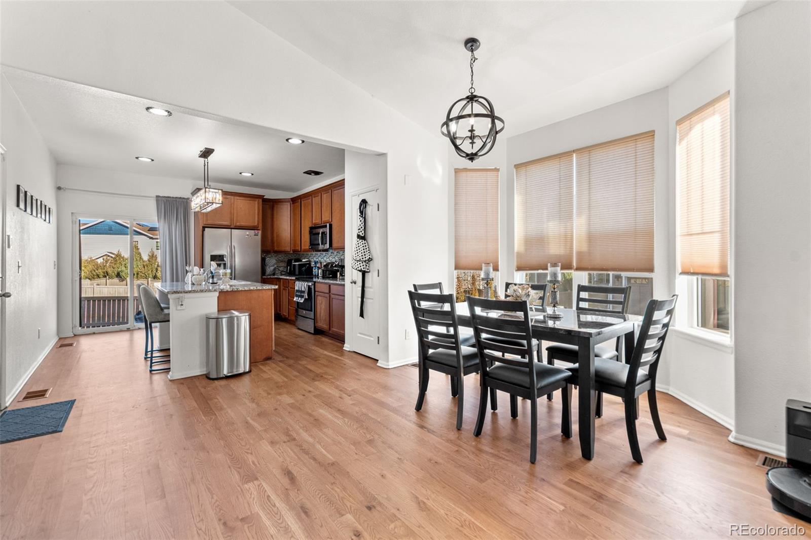 3673 Champagne Avenue