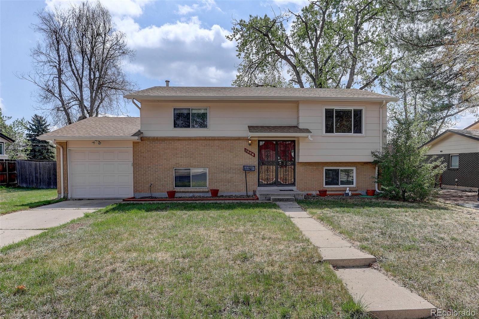 9604 W Kentucky Avenue