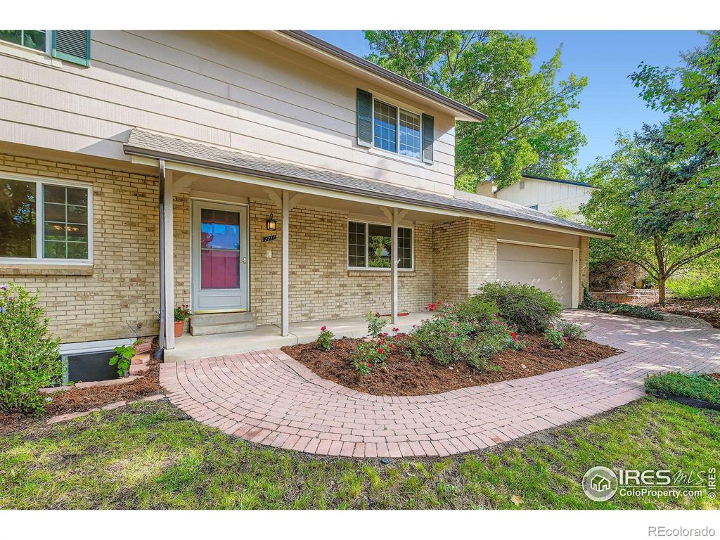 Photo of 7711 Devonshire Court, Boulder, CO 80301 (MLS # IR1049976)