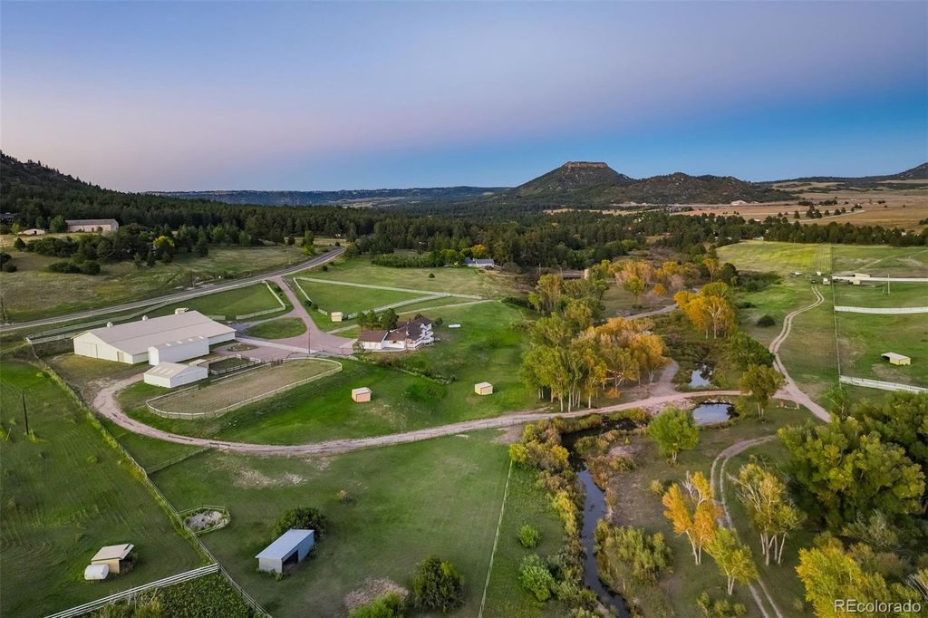 Photo of 850 Fox Farm Road, Larkspur, CO 80118 (MLS # 9520405)