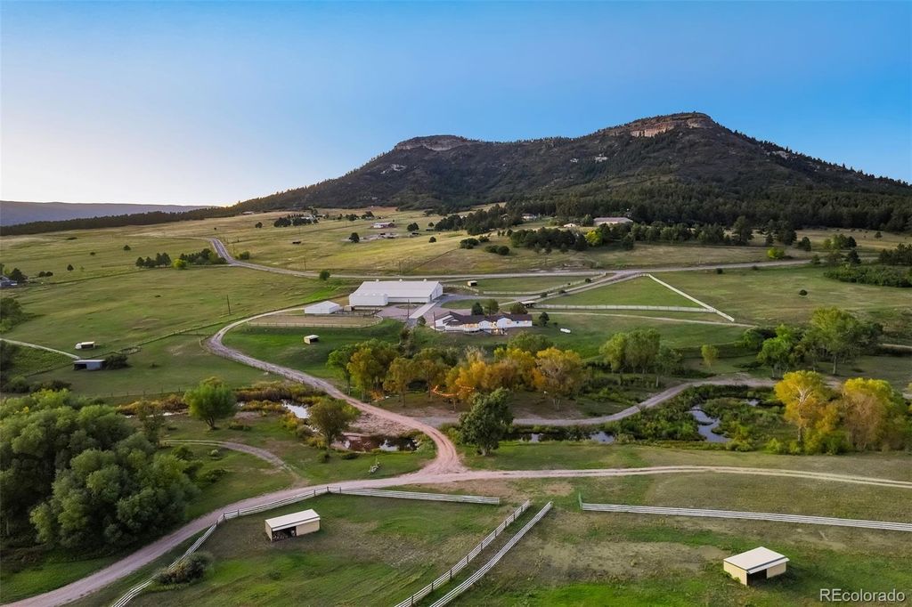 Photo of 850 Fox Farm Road, Larkspur, CO 80118 (MLS # 9520405)