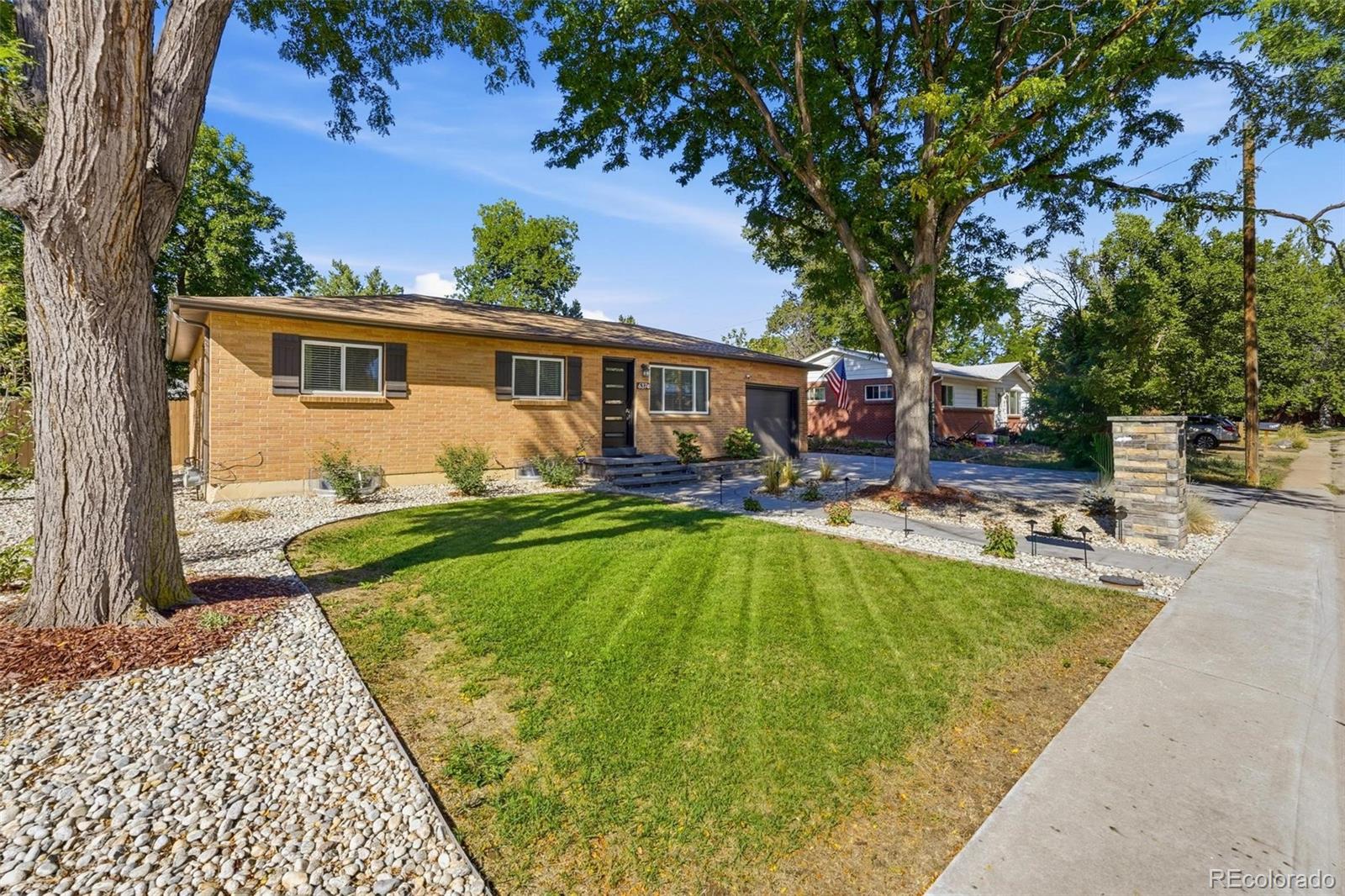 6374 Iris Court