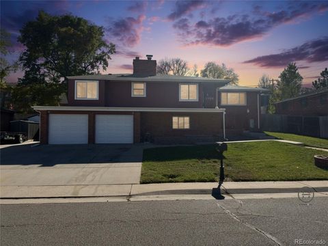 Photo of 8366 W 71St Place, Arvada, CO 80004 (MLS # 8043112) Photo of 8366 W 71St Place, Arvada, CO 80004 (MLS # 8043112)