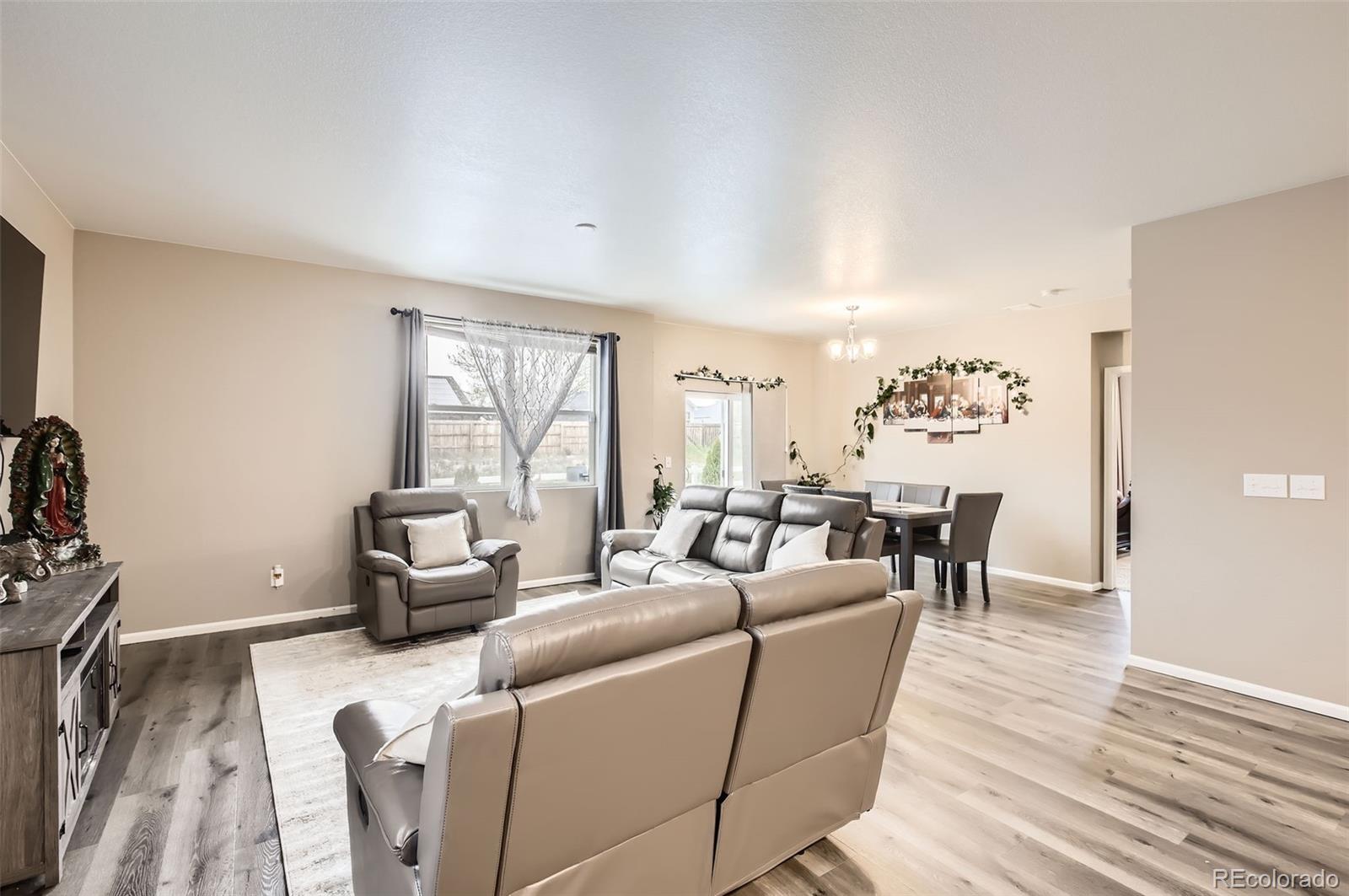 6711 Fraser Circle
