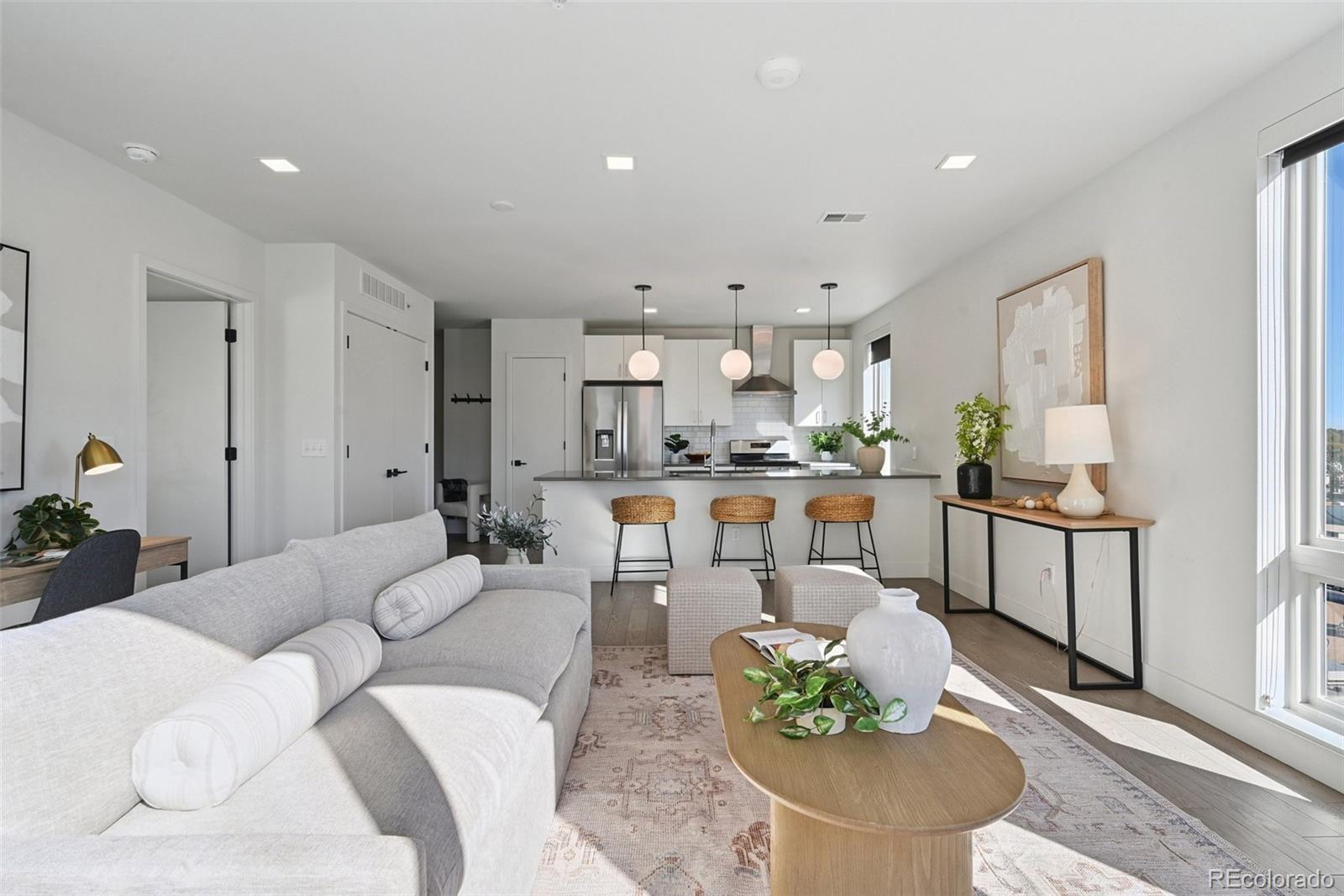 1898 S Bannock Street 512