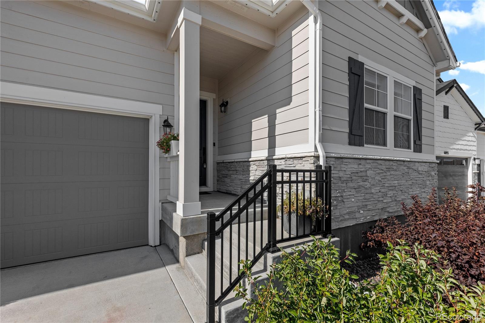 6083 Saddle Bow Avenue