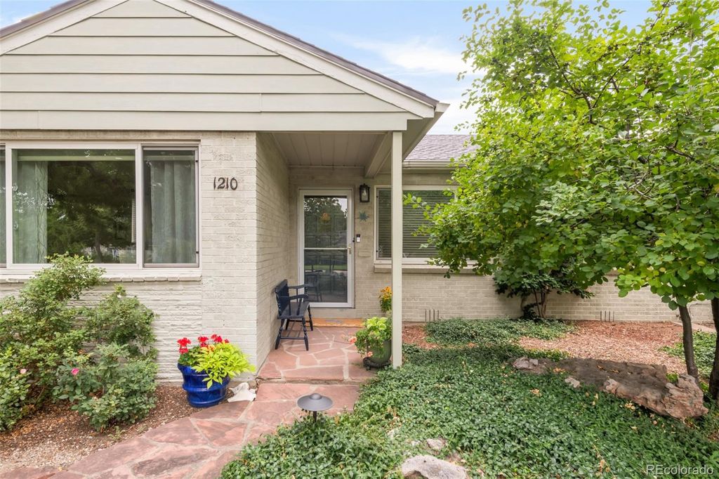 Photo of 1210 Locust Street, Denver, CO 80220 (MLS # 3081070)