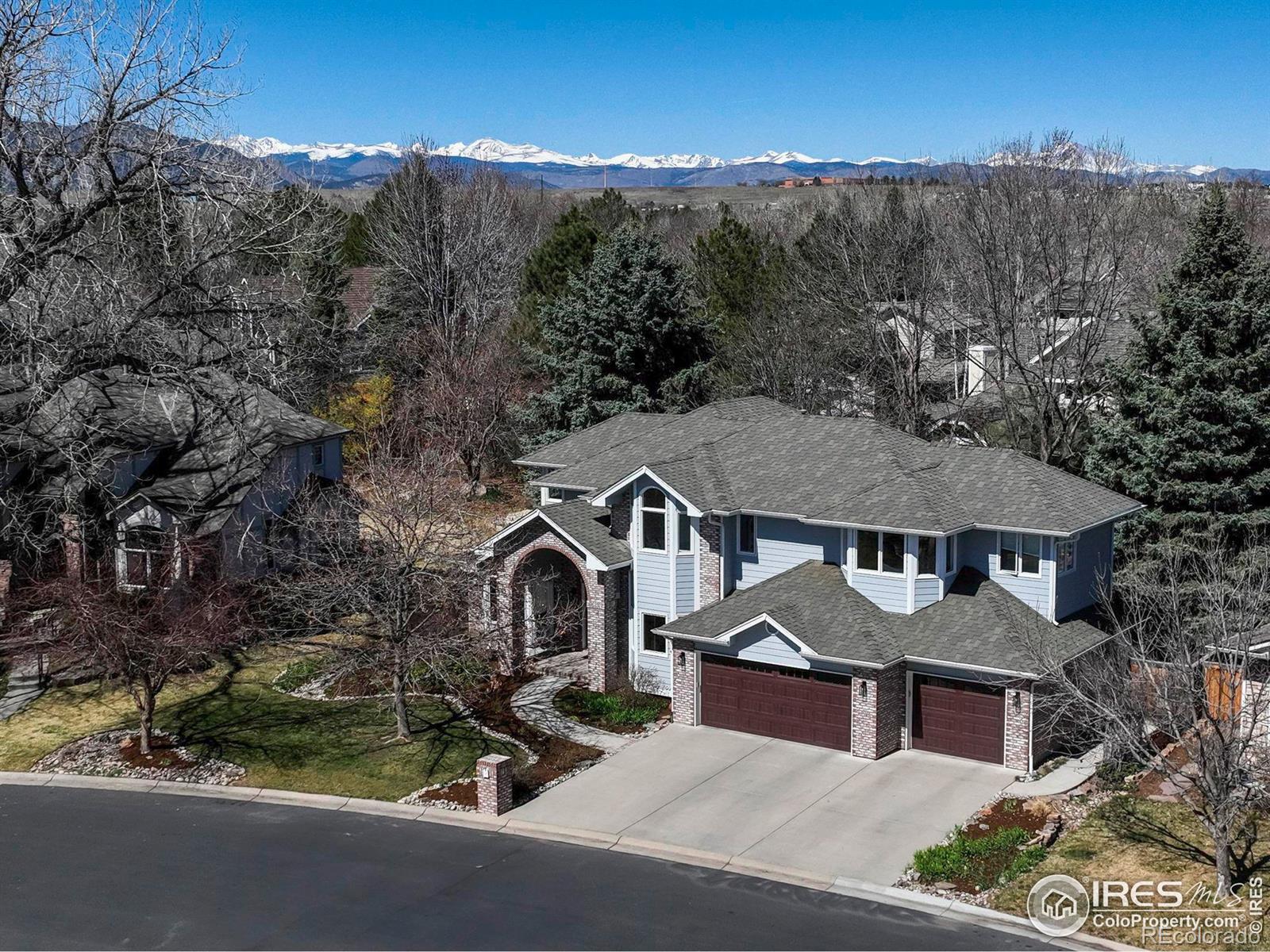543 Manorwood Lane