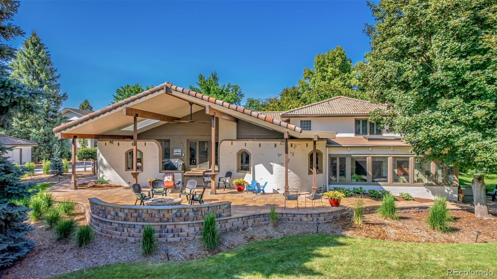 3 E Belleview Court