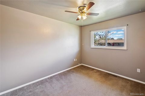 Single Family Residence in Colorado Springs CO 4507 Misty Drive 15.jpg