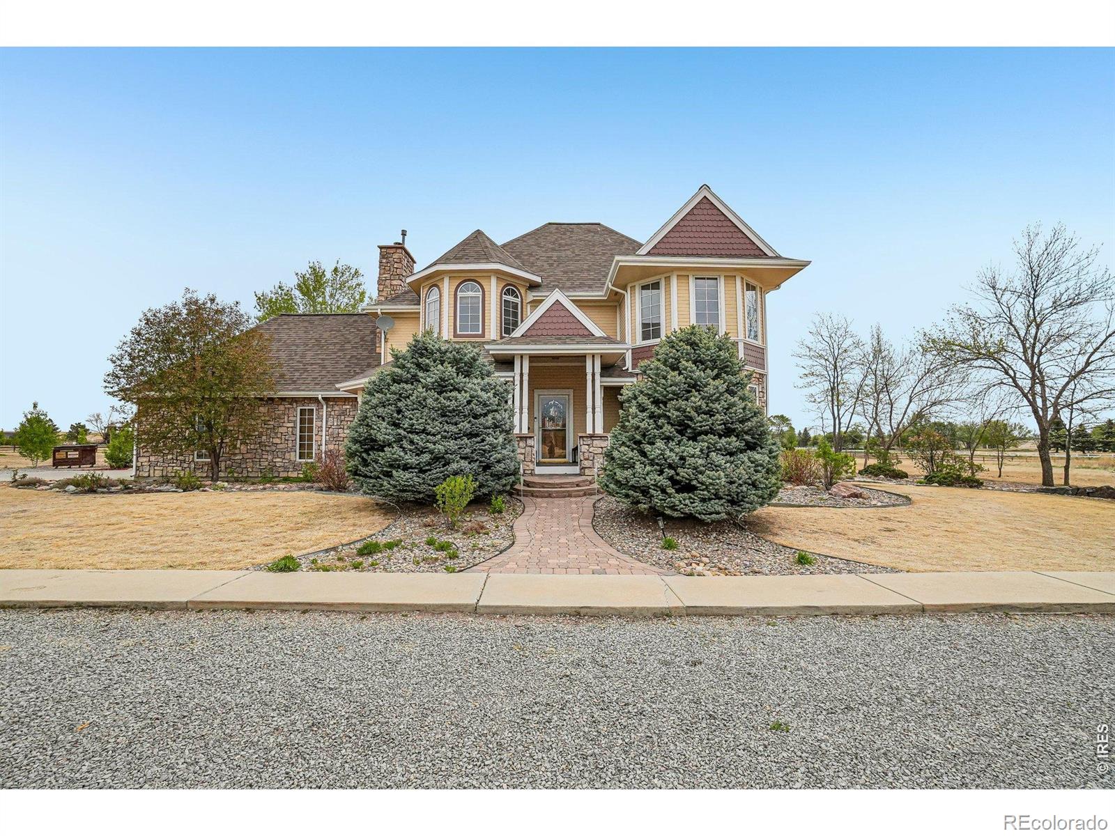 9743 Yellowstone Road