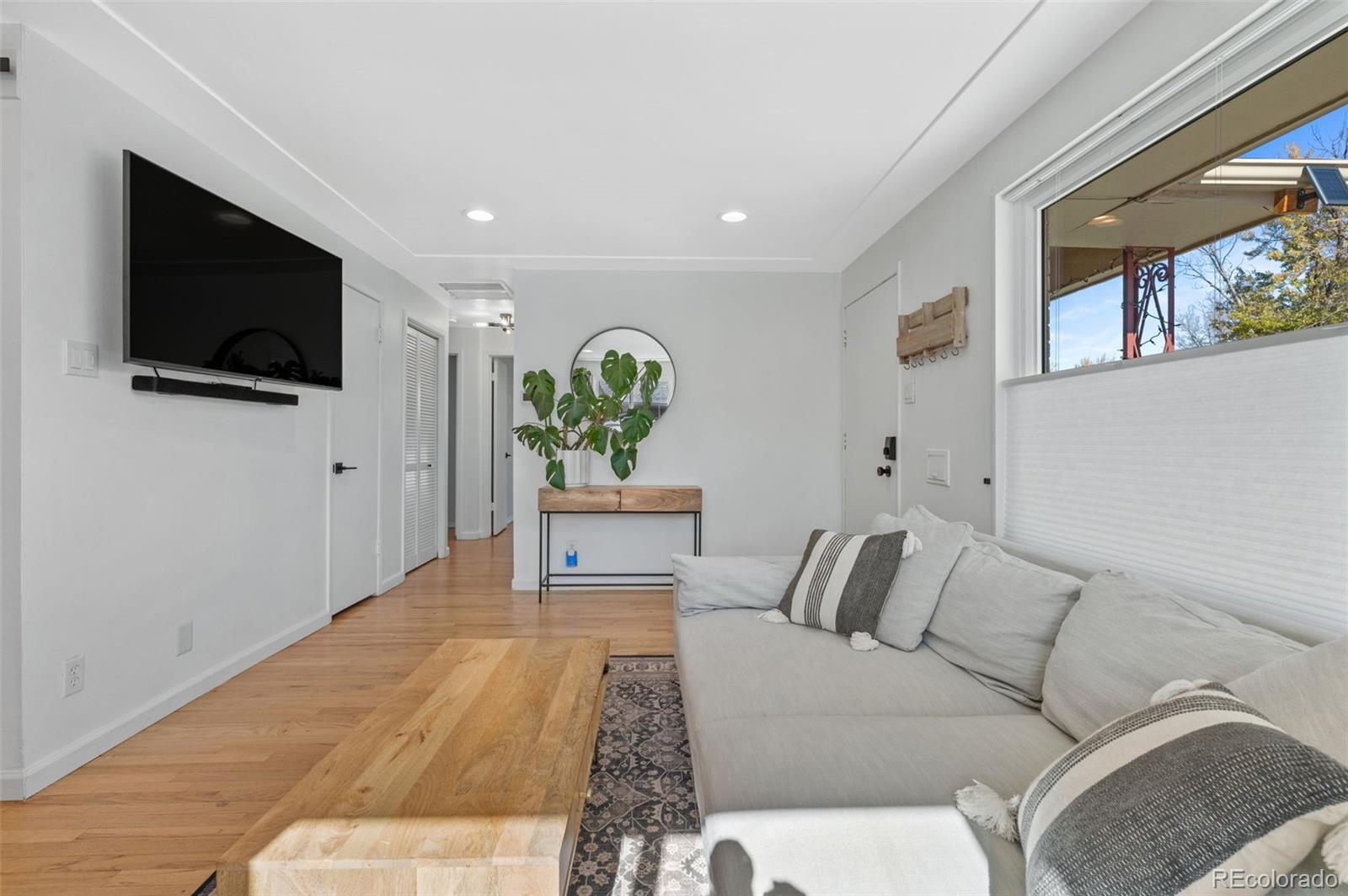 6075 Garrison Street