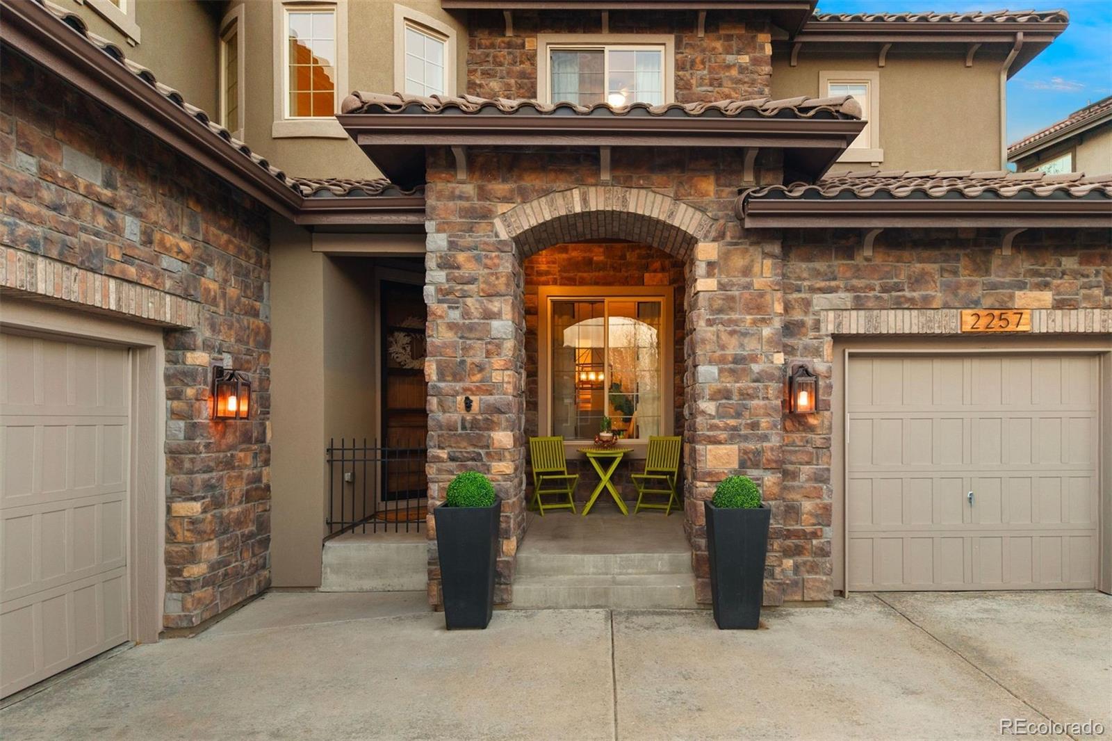 2257 S Juniper Street