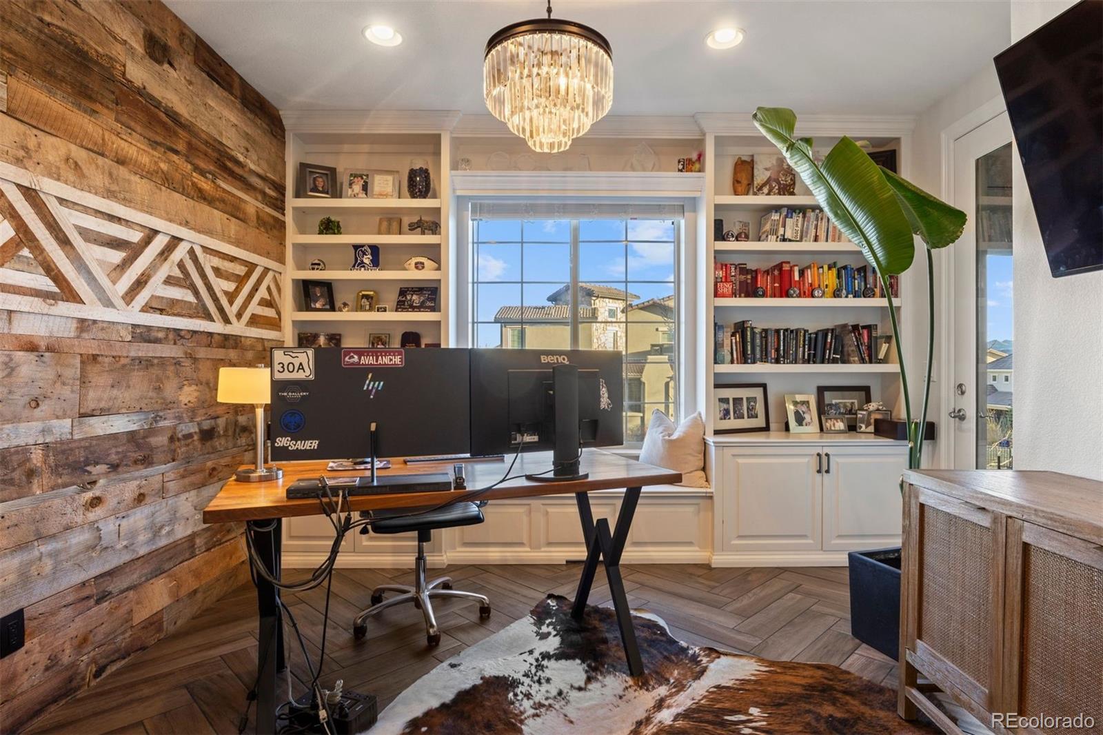 2257 S Juniper Street