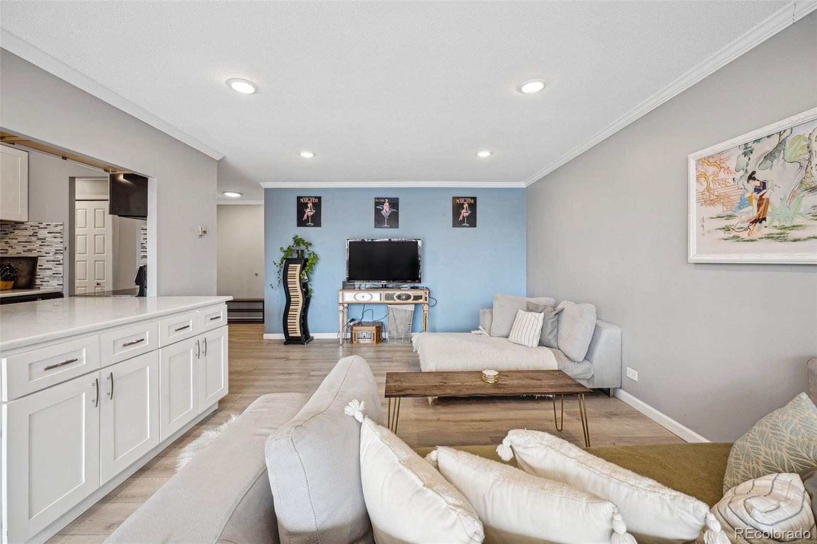 955 Eudora Street 307E