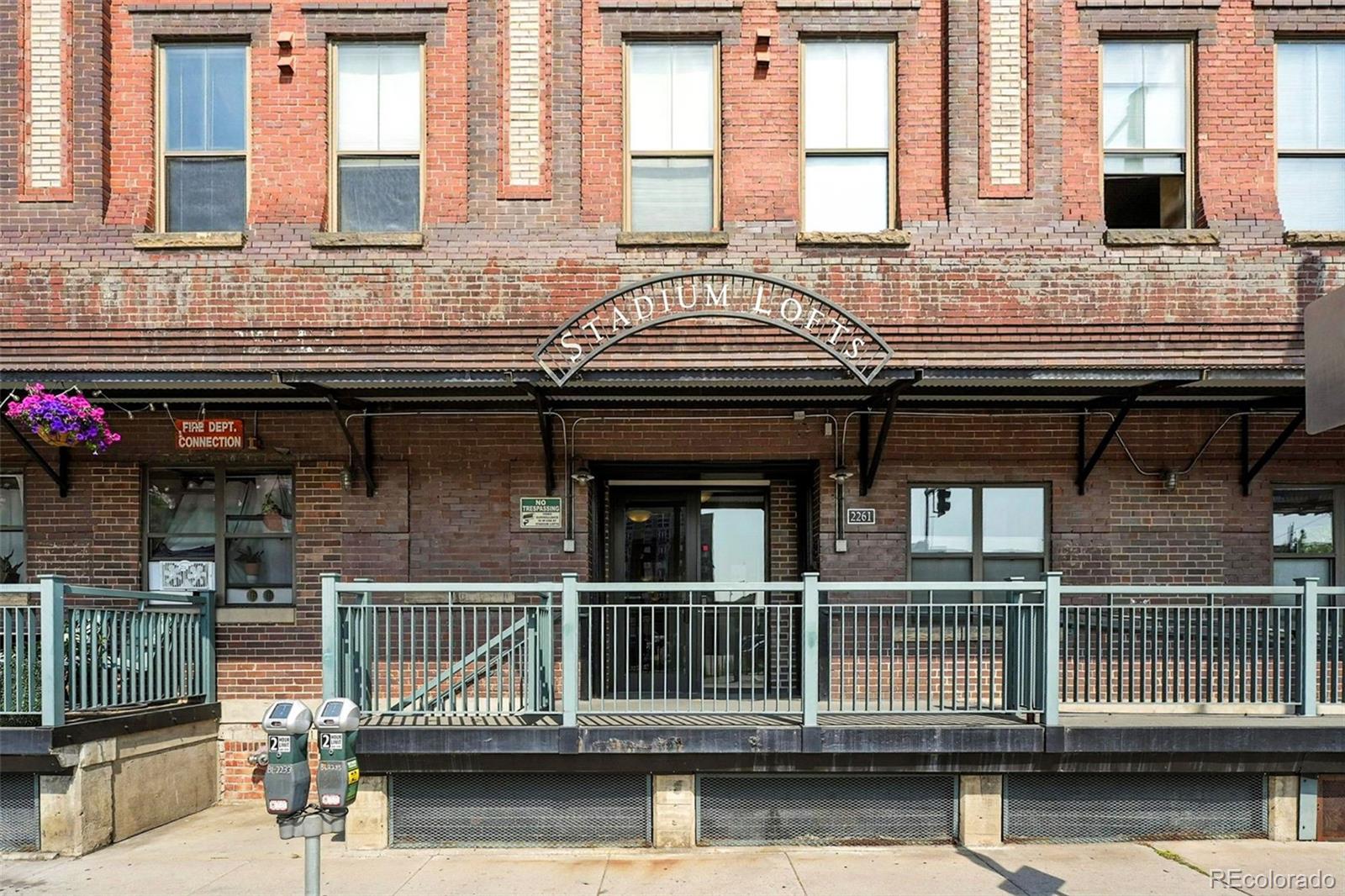 2261 Blake Street 3E