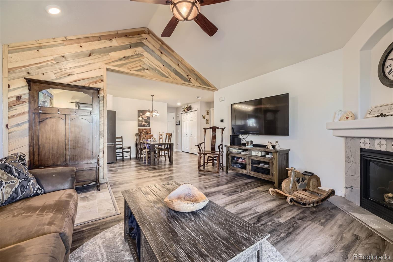 23406 E 5th Place 203, Aurora, CO, 80018 3 23406 E 5th Place 203