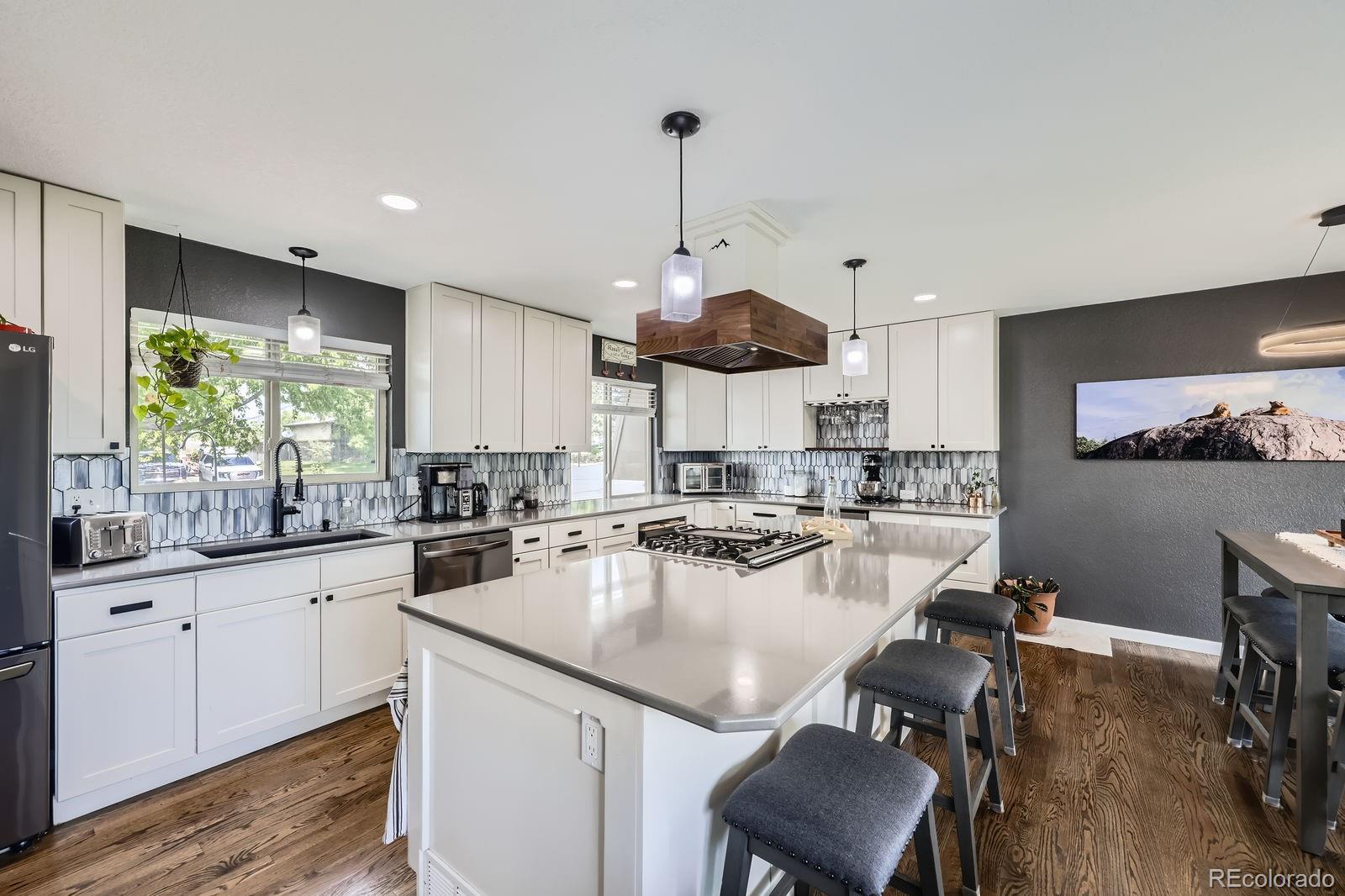 3378 Mowry Place