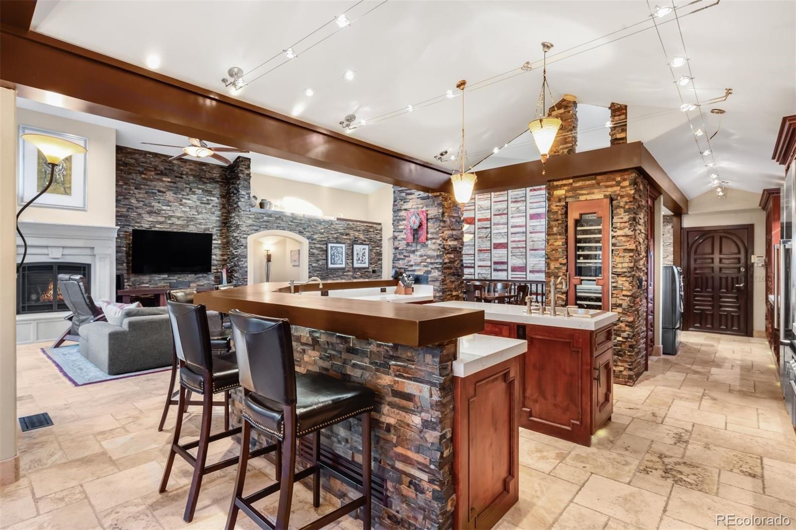1 Canon Place, Greenwood Village, CO, 80111 3 1 Canon Place