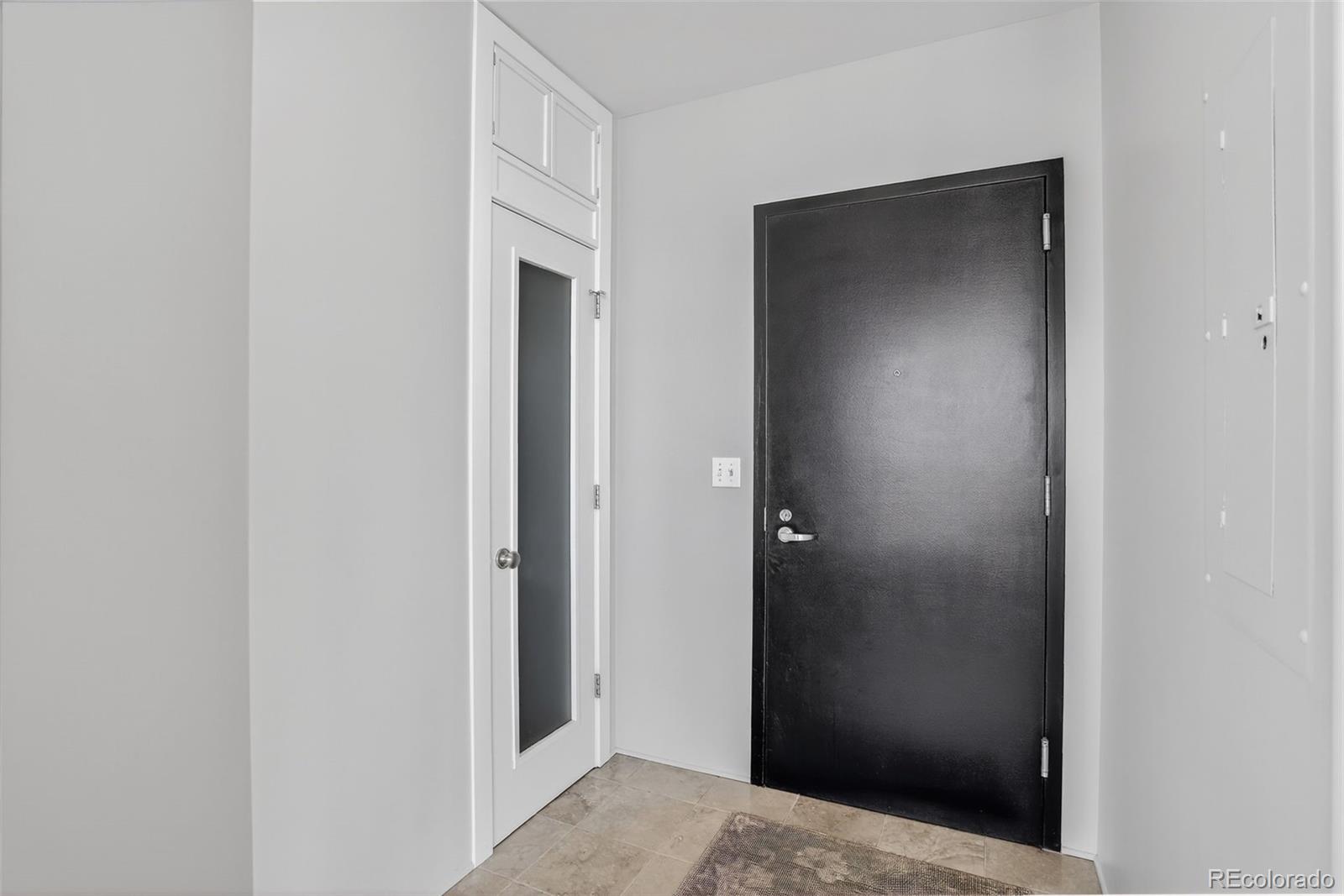 2000 Little Raven Street 501