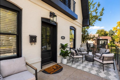 Photo of 2451 S Lincoln Street, Denver, CO 80210 (MLS # 4371271)