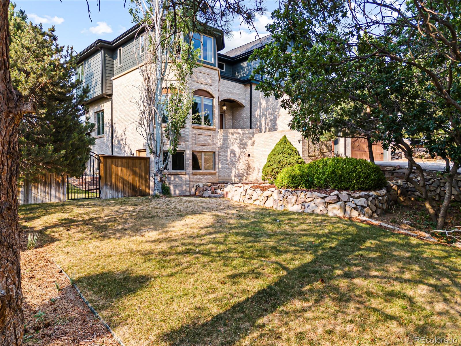 8587 Thunderbird Road