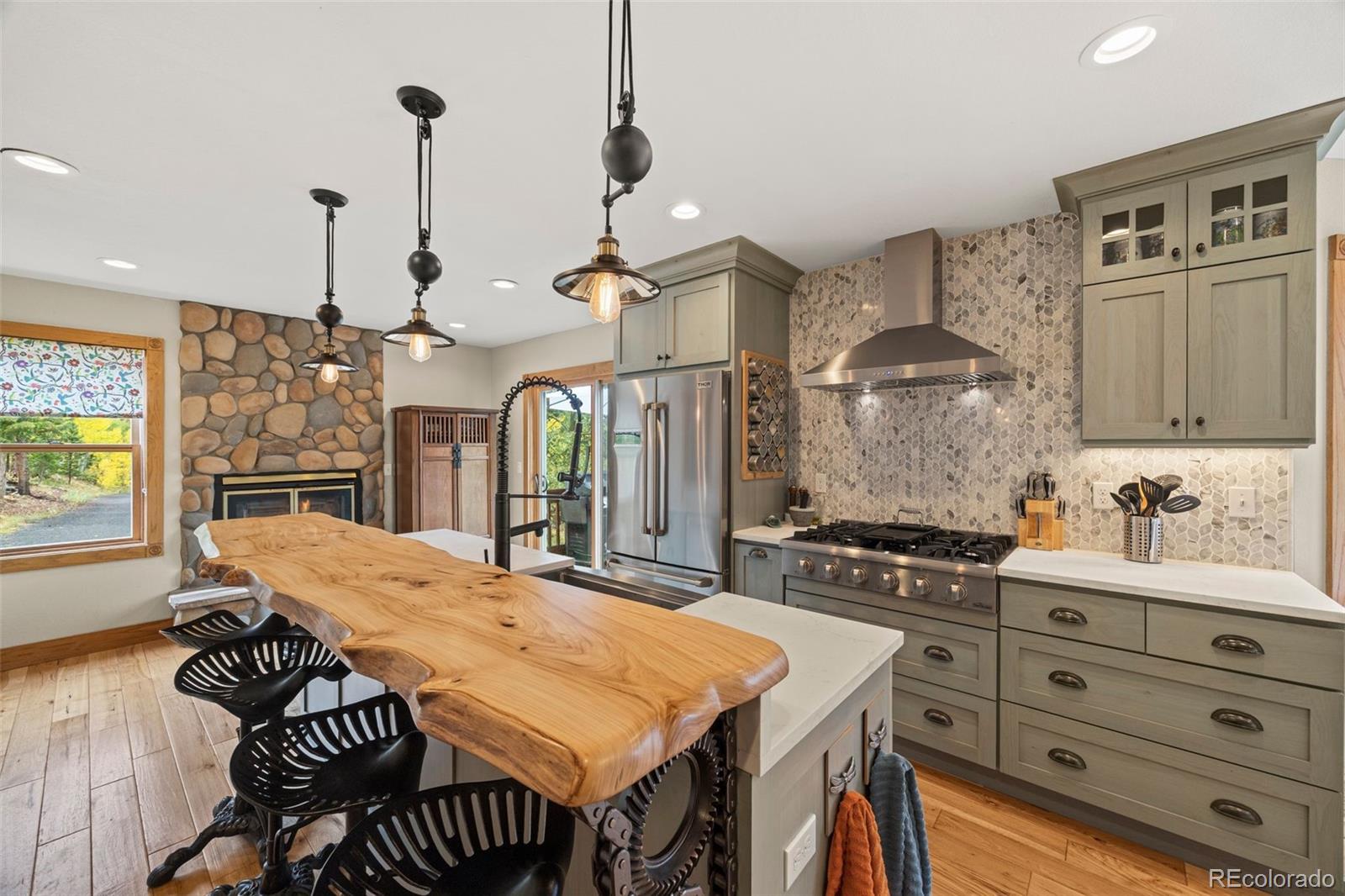 156 Shady Hollow