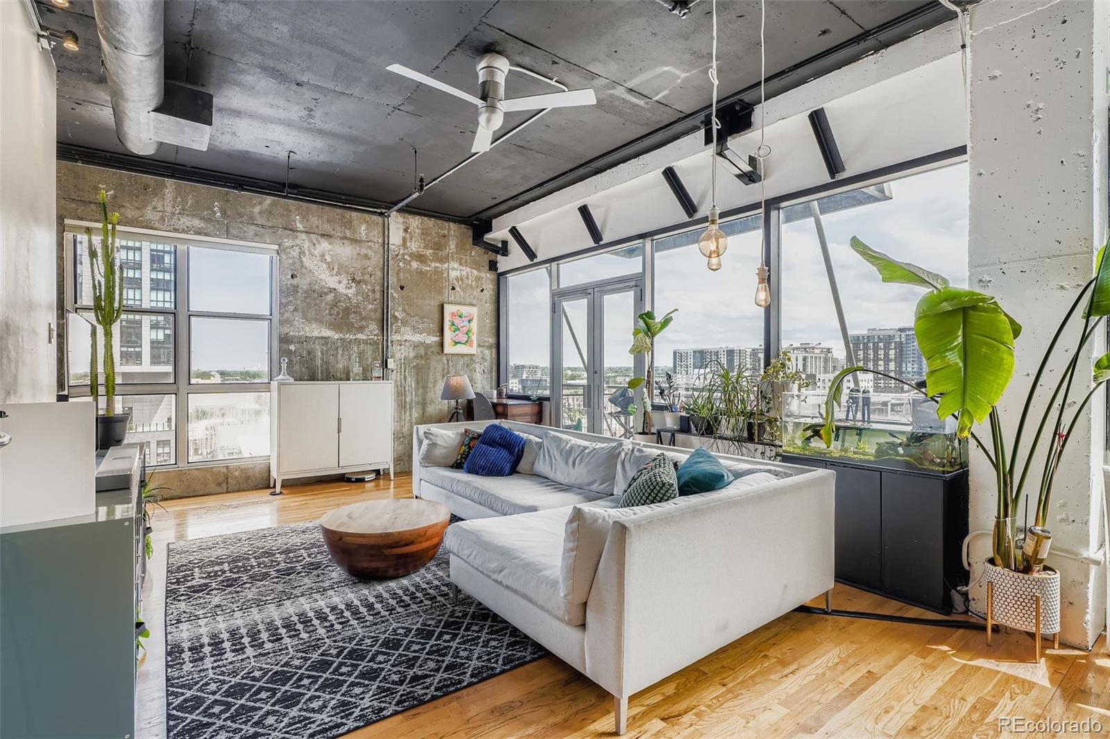 2020 Arapahoe Street 860