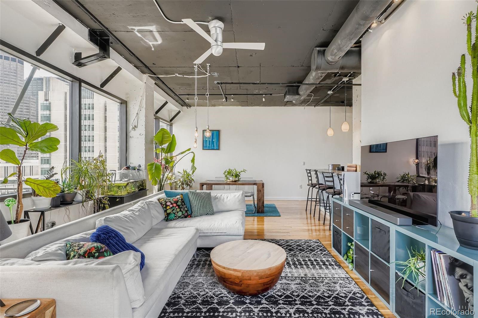 2020 Arapahoe Street 860