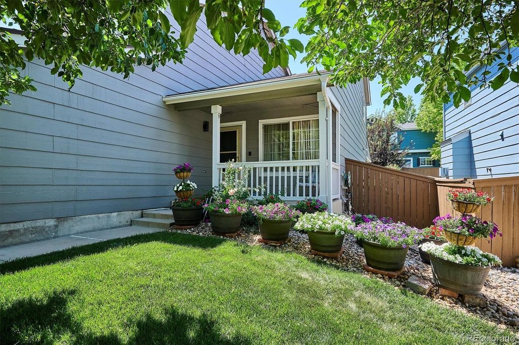Photo of 832 Timbervale Trail, Highlands Ranch, CO 80129 (MLS # 1663918)
