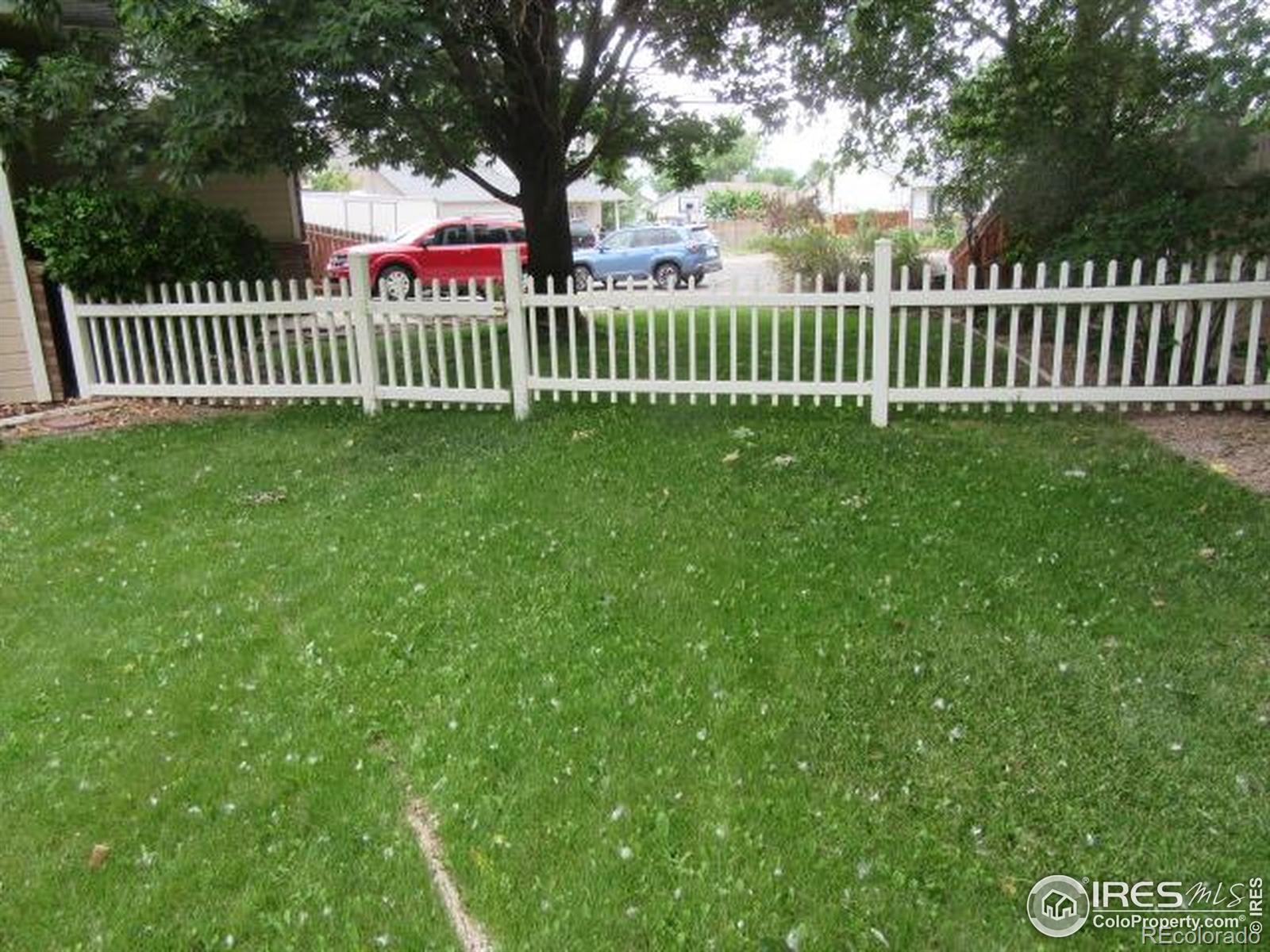 541 N Mountain Oak Court