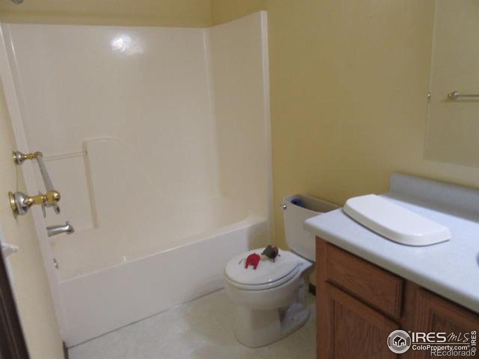 541 N Mountain Oak Court