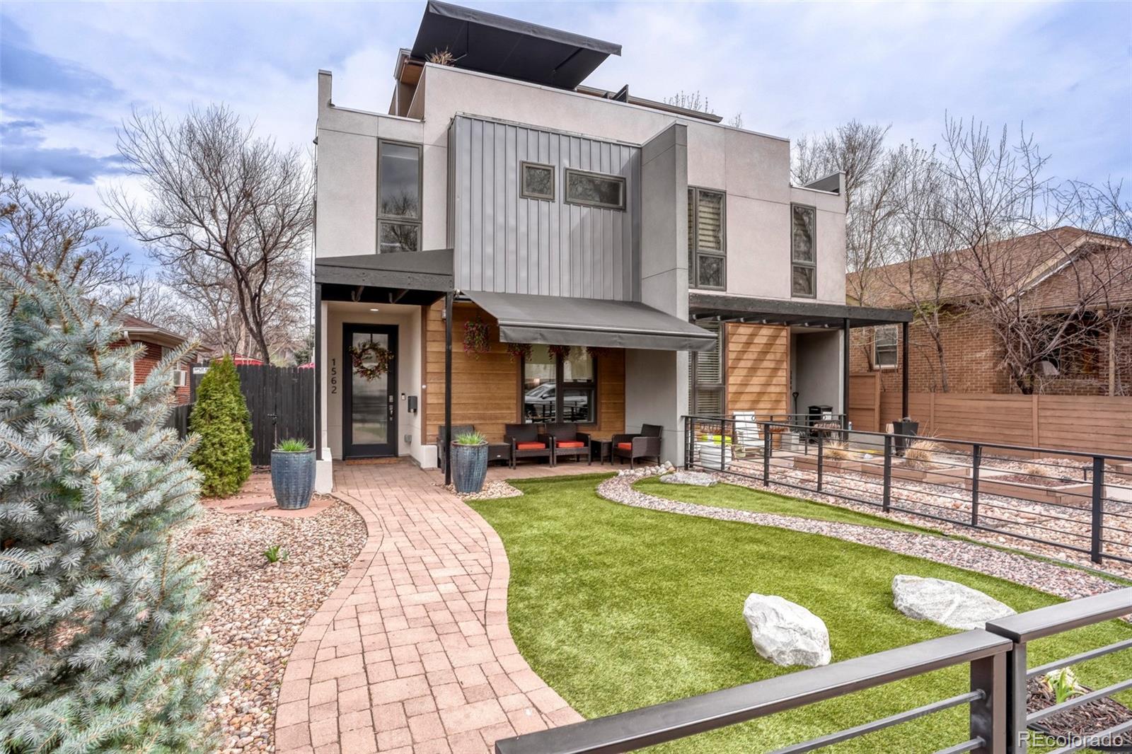 1562 S Lincoln Street