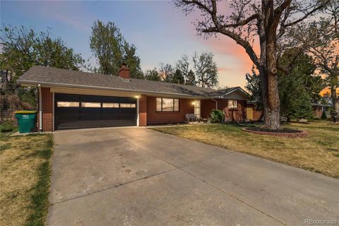 Photo of 6905 W 4th Avenue, Lakewood, CO 80226 (MLS # 4492358)