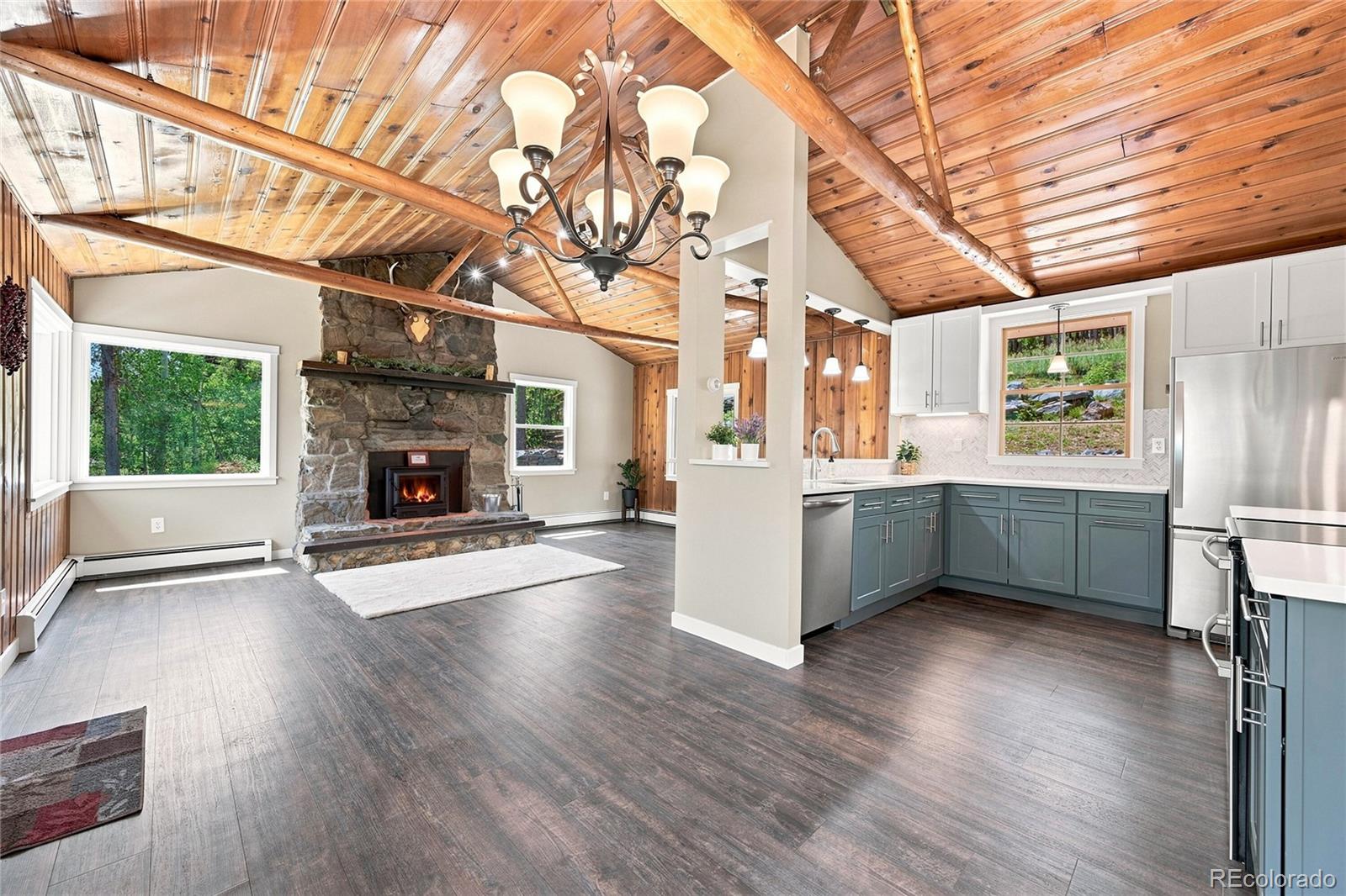 356 Gold Road