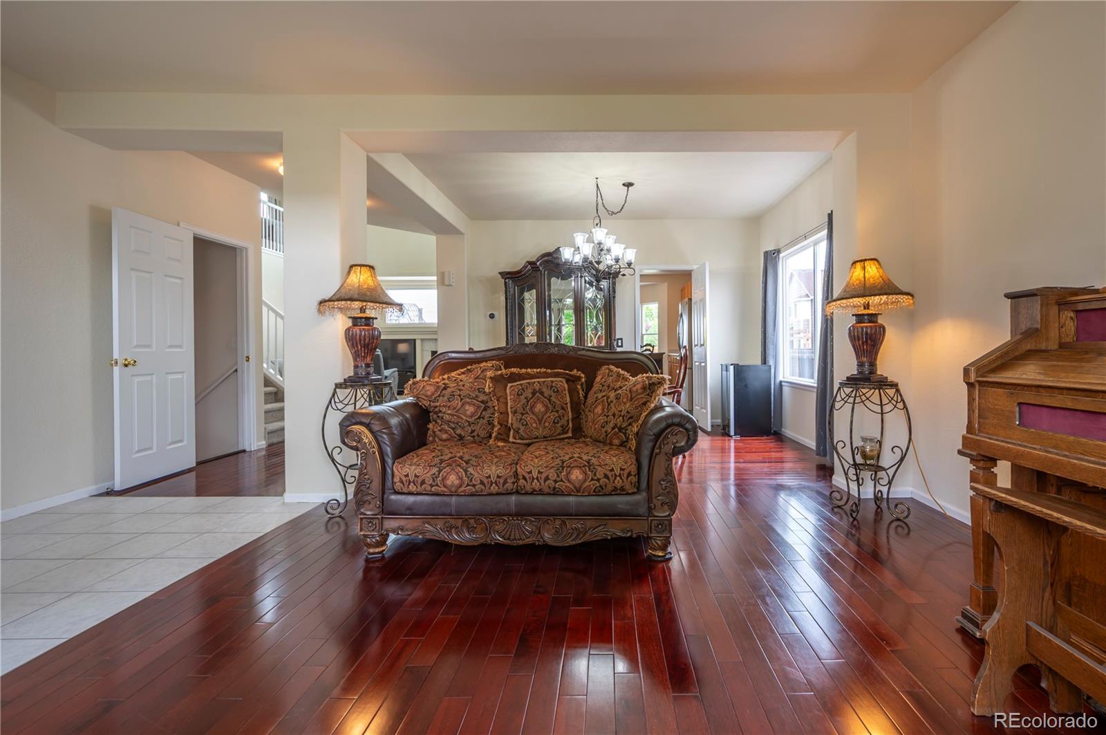 475 Hampstead Avenue