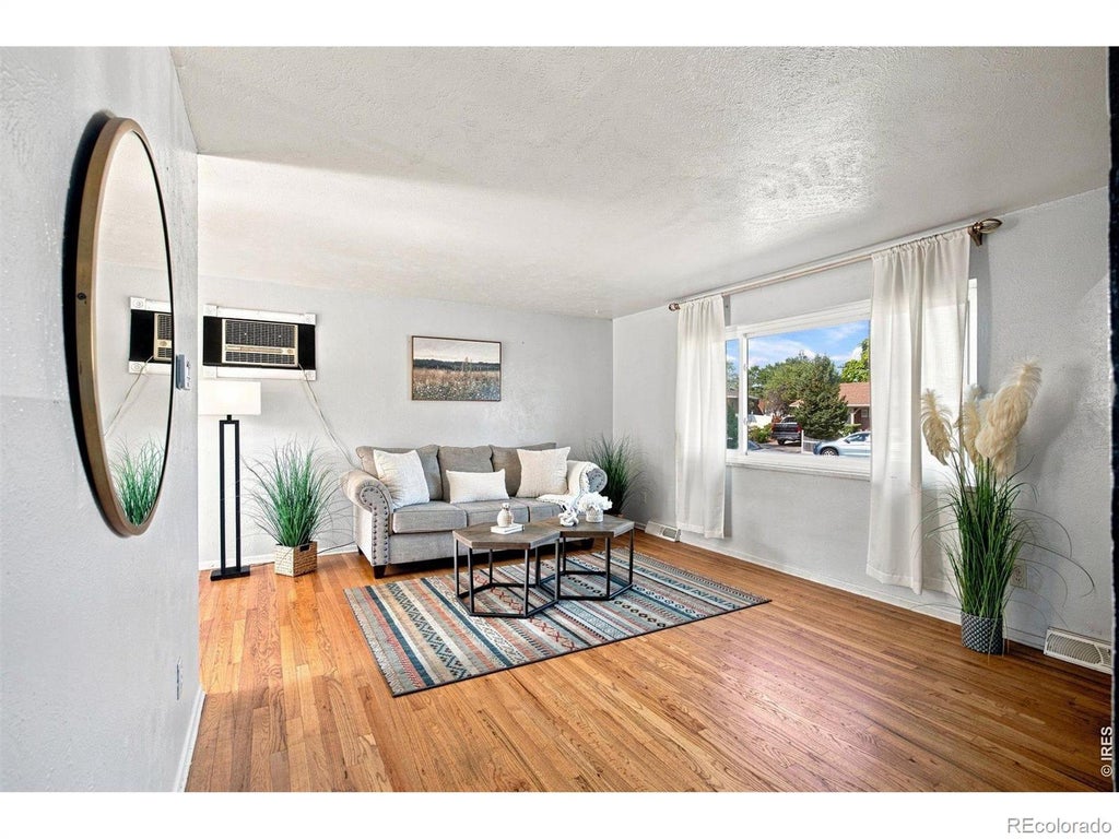 Photo of 8290 Louise Drive, Denver, CO 80221 (MLS # IR1068540)