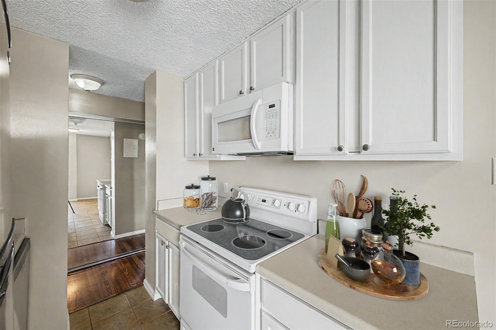 2225 Buchtel Boulevard 604