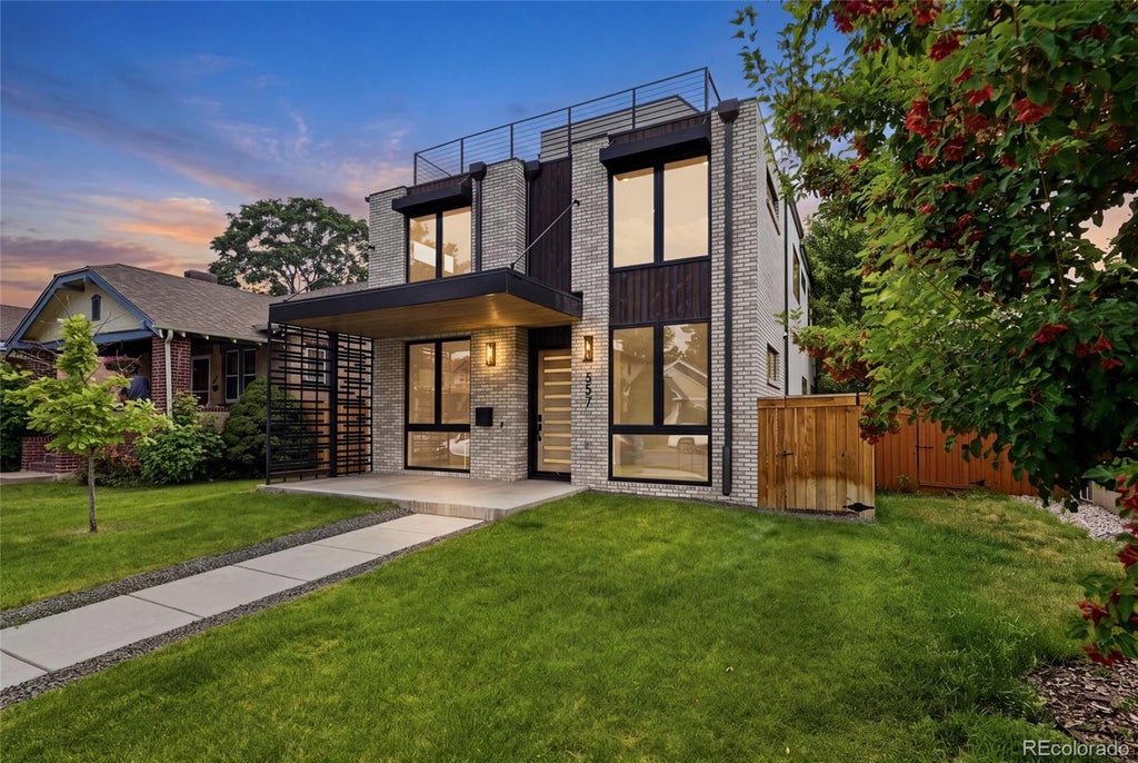 Photo of 357 S Franklin Street, Denver, CO 80209 (MLS # 7702957)