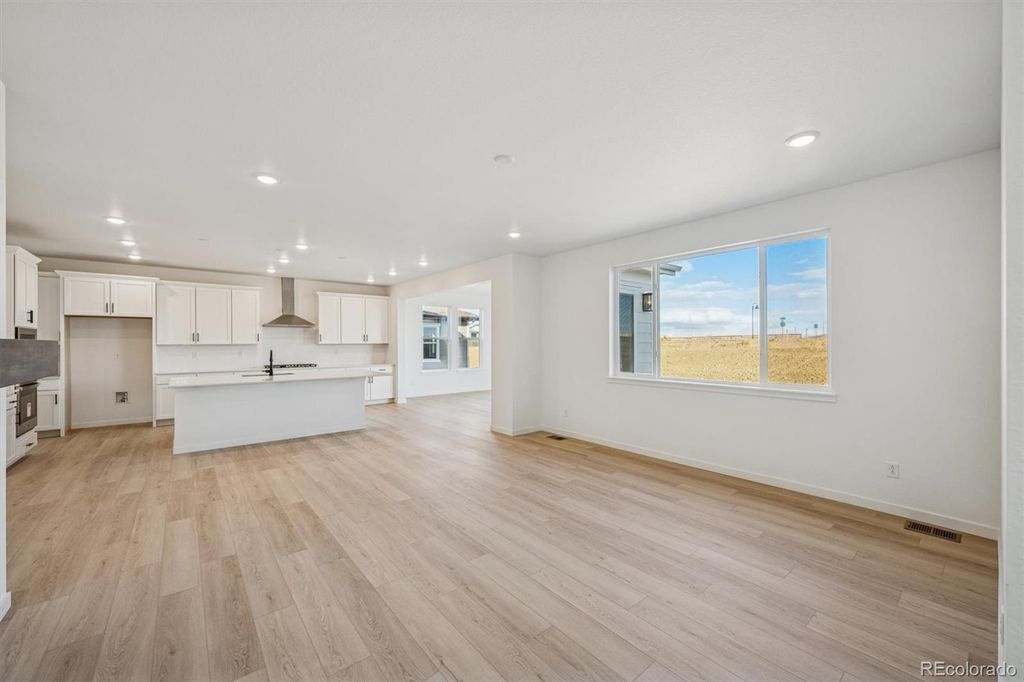 Photo of 6381 Hidden River Avenue, Loveland, CO 80538 (MLS # 1735342)