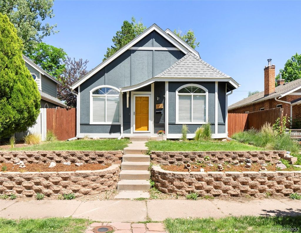 Photo of 2252 S Ogden Street, Denver, CO 80210 (MLS # 3121475)