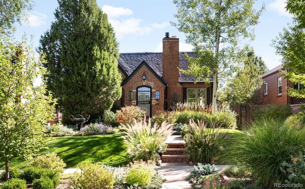 Photo of 1320 Grape Street, Denver, CO 80220 (MLS # 6993925)